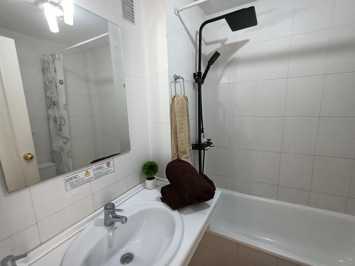 Suites Center Recinto Ferial Fuengirola Eksteriør bilde