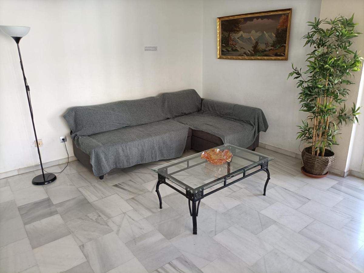 Suites Center Recinto Ferial Fuengirola Eksteriør bilde